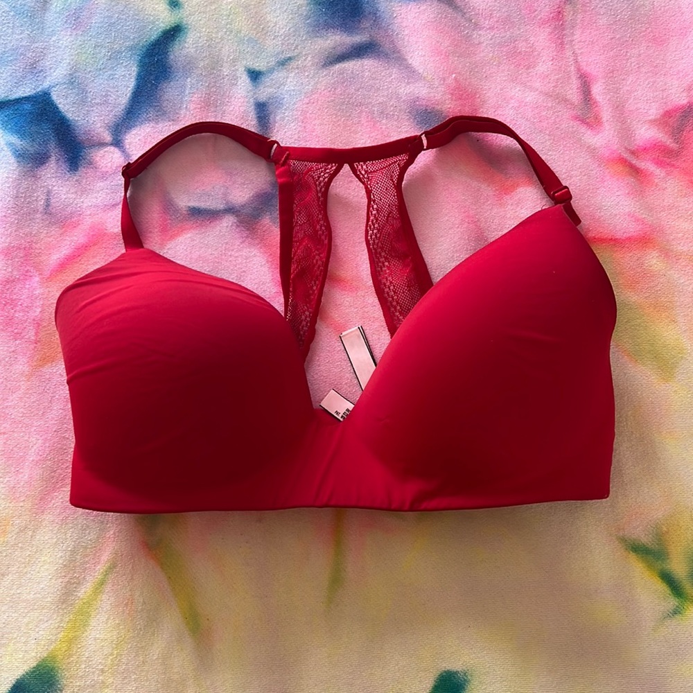 34DD Victoria’s Secret Bra